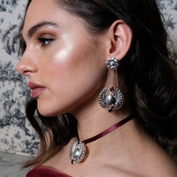 Nefertiti Winged Scarab Pendant Choker Necklace